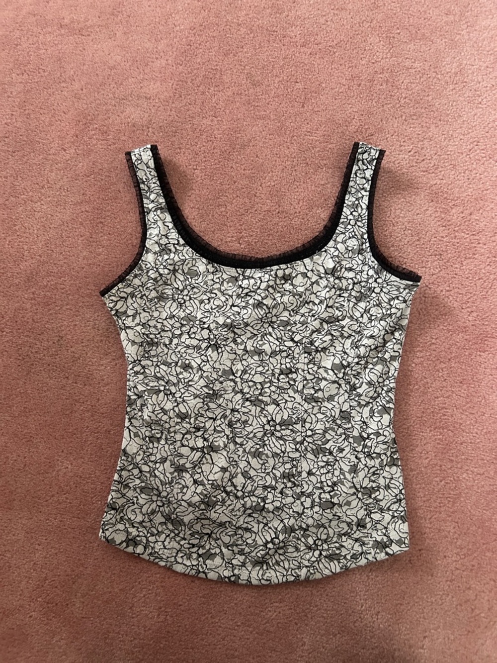 White House Black Market Black & White Floral Scoop-Neck Tank